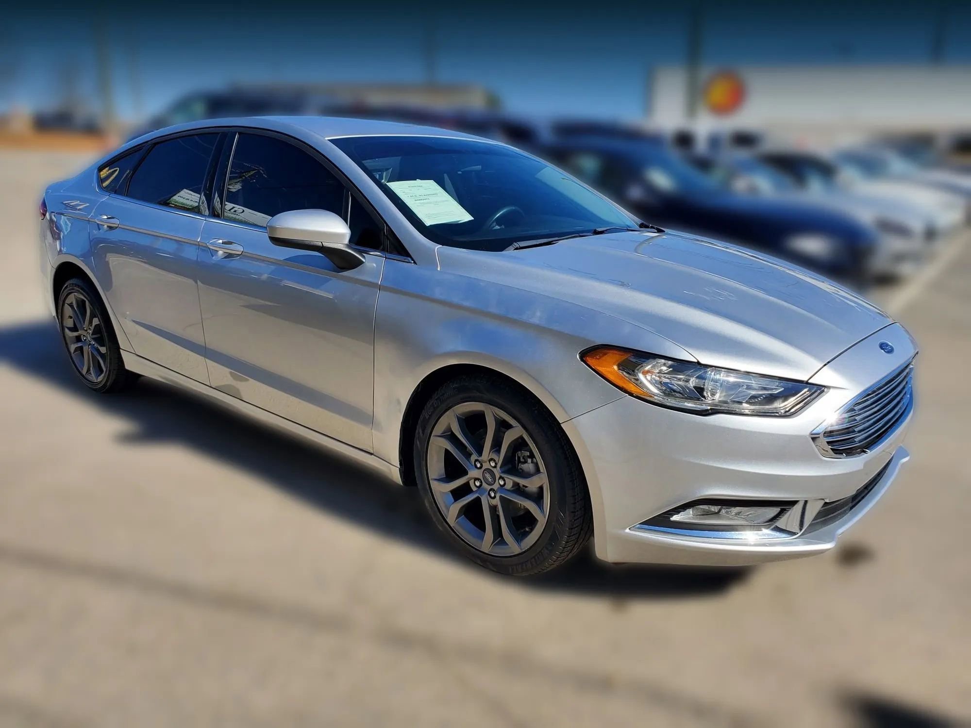 Used 2017 Ford Fusion SE w/ Equipment Group 201A image 17