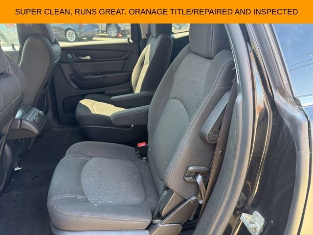 Used 2017 Chevrolet Traverse LT w/ Style and Technology Package FWD image 11