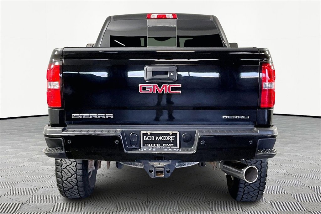 Certified 2019 GMC Sierra 2500 Denali w/ Duramax Plus Package image 5