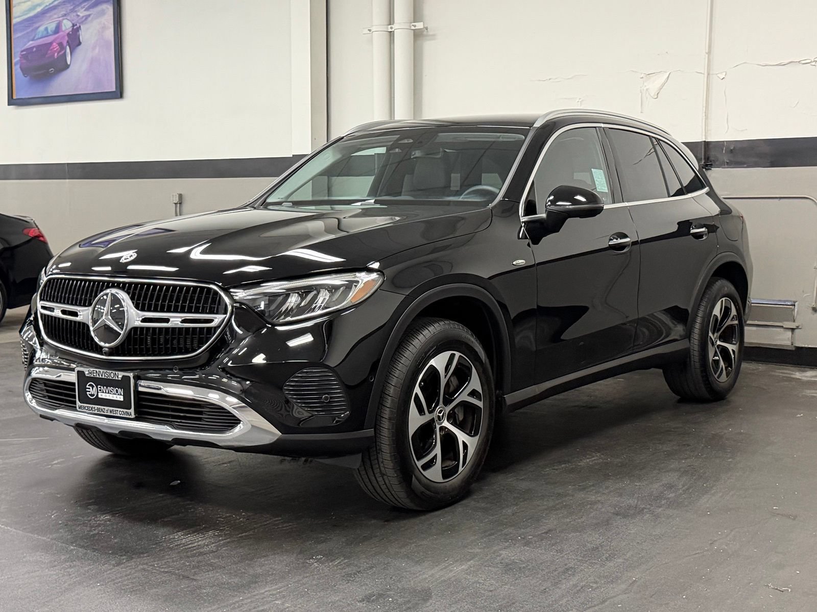 Used 2025 Mercedes-Benz GLC 350e 4MATIC image 6