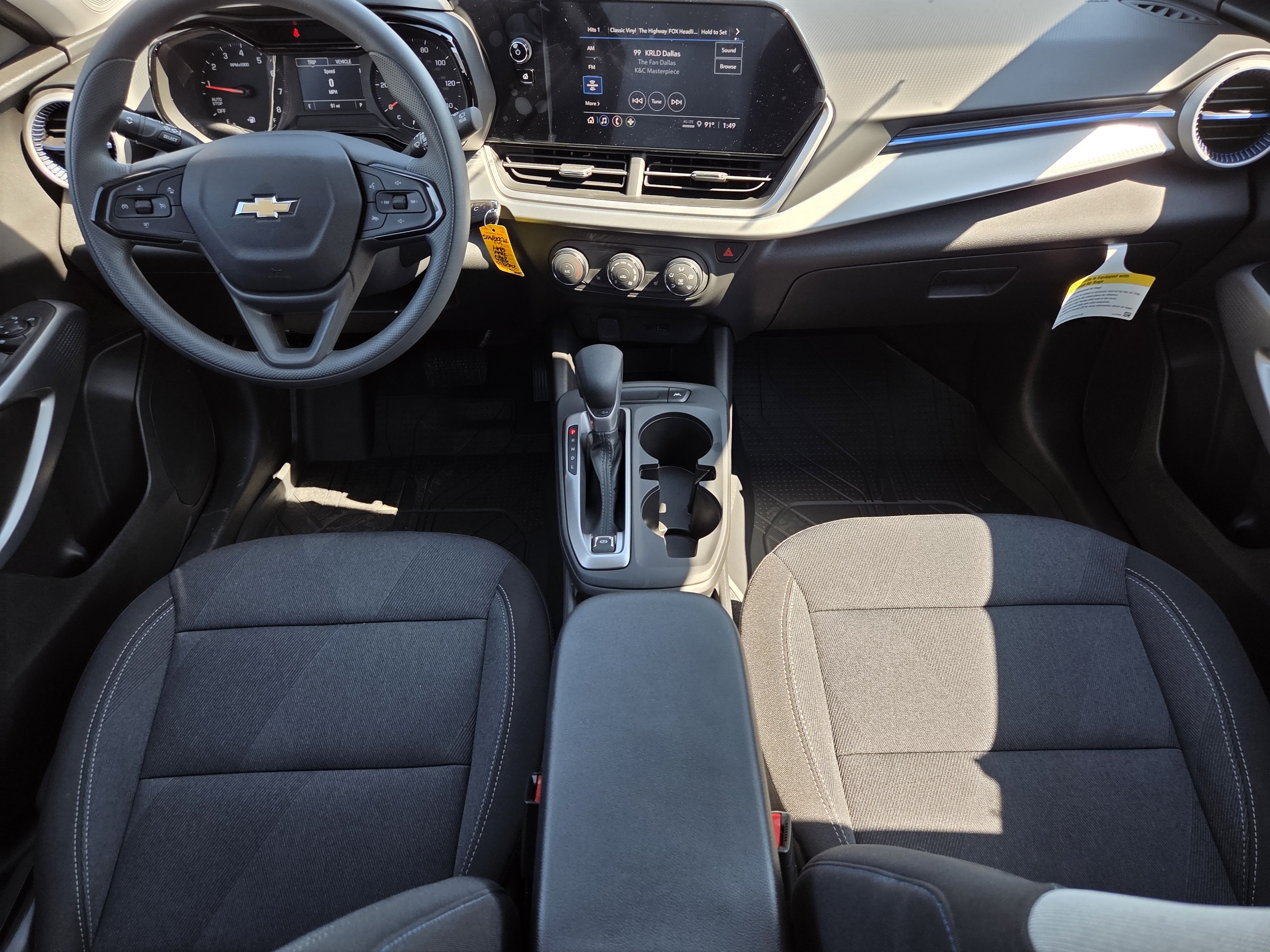 New 2026 Chevrolet Trax LS w/ LS Convenience Package FWD image 8