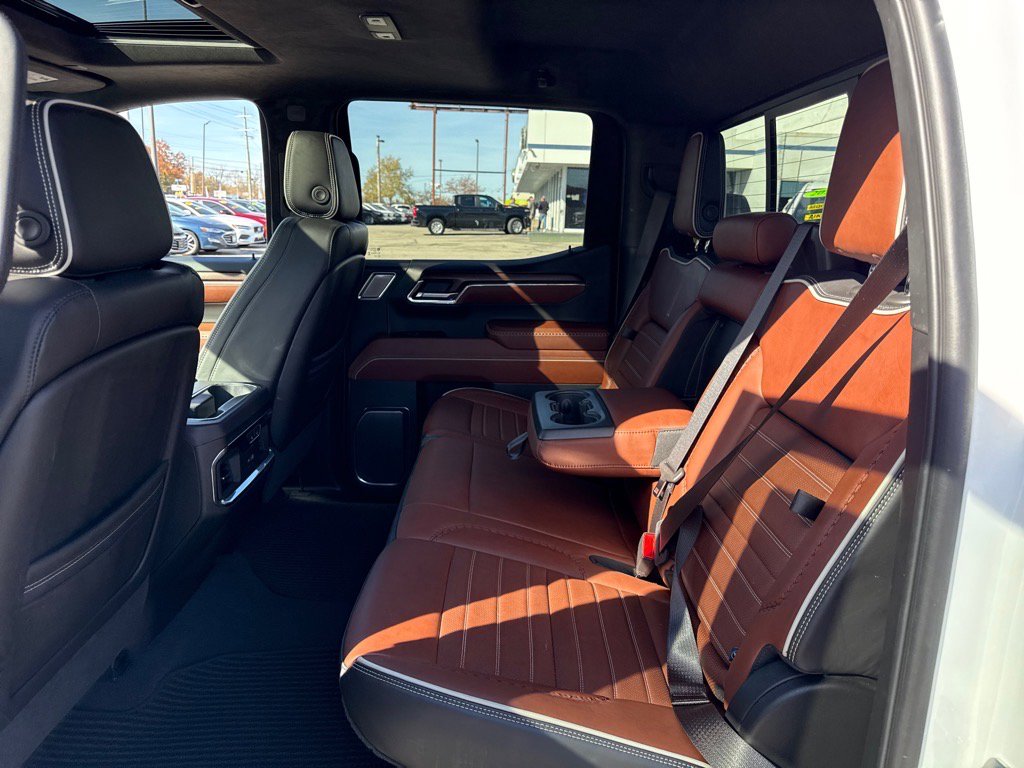 Used 2024 GMC Sierra 1500 Denali Ultimate image 10