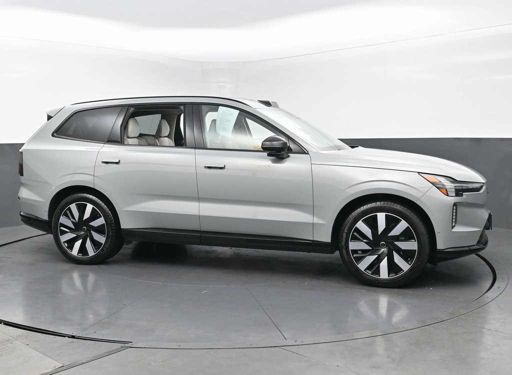 Used 2025 Volvo EX90 Ultra image 6