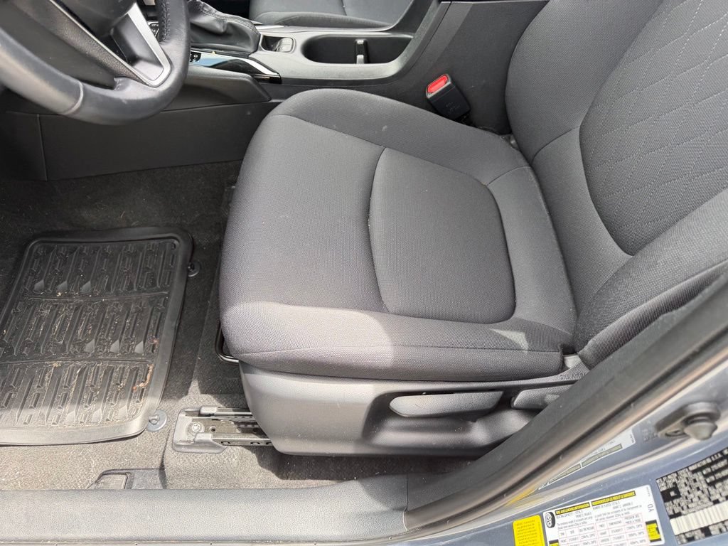 Used 2024 Toyota Corolla Cross LE FWD image 24