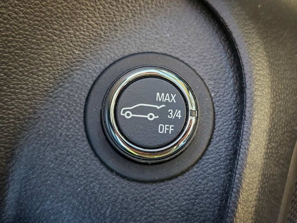 Used 2024 Buick Encore GX Avenir w/ Avenir Convenience Package AWD/4WD image 13