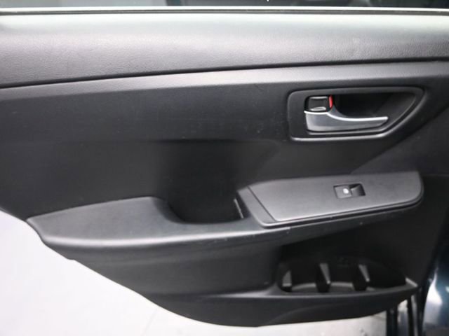 Used 2016 Toyota Camry LE image 17