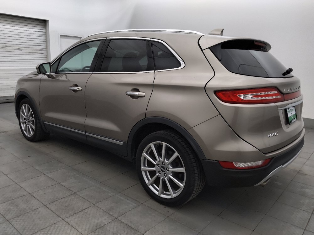 Used 2019 Lincoln MKC Reserve FWD image 3