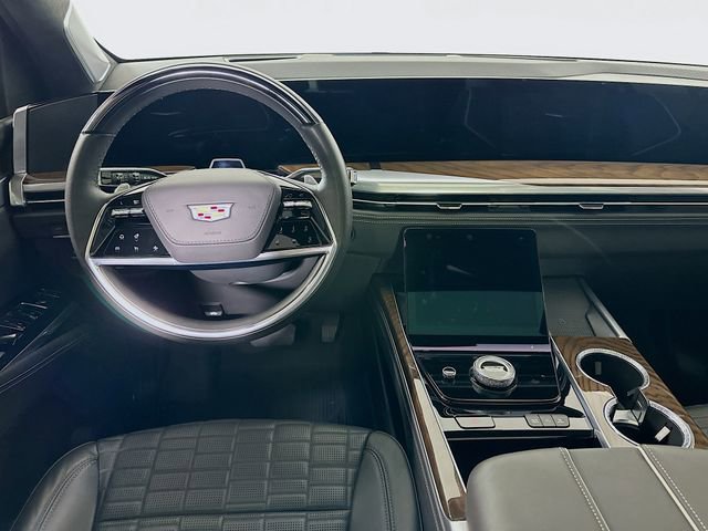 Certified 2025 Cadillac Escalade Sport Platinum w/ LPO, Floor Liner Package AWD/4WD image 22