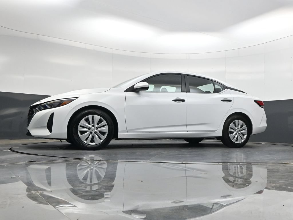 Used 2025 Nissan Sentra S FWD image 31