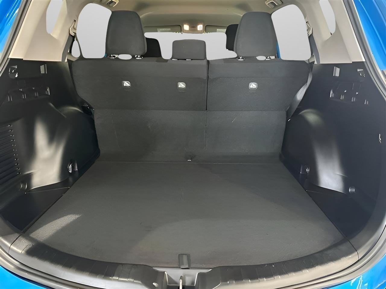 Used 2016 Toyota RAV4 LE AWD/4WD image 20
