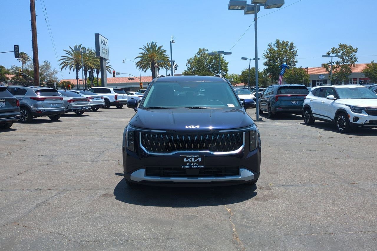 New 2026 Kia Carnival EX image 2