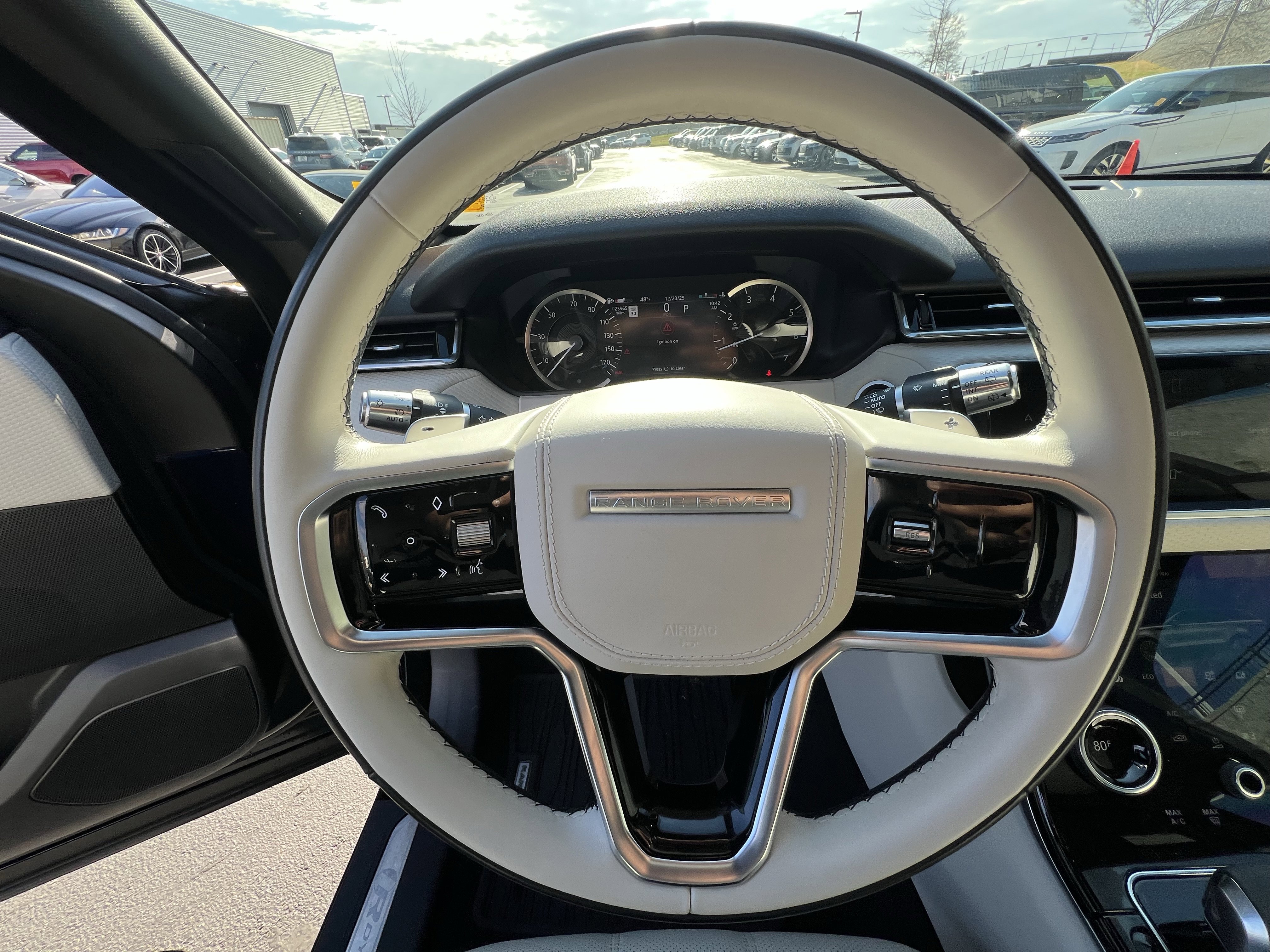 Certified 2022 Land Rover Range Rover Velar R-Dynamic S image 21