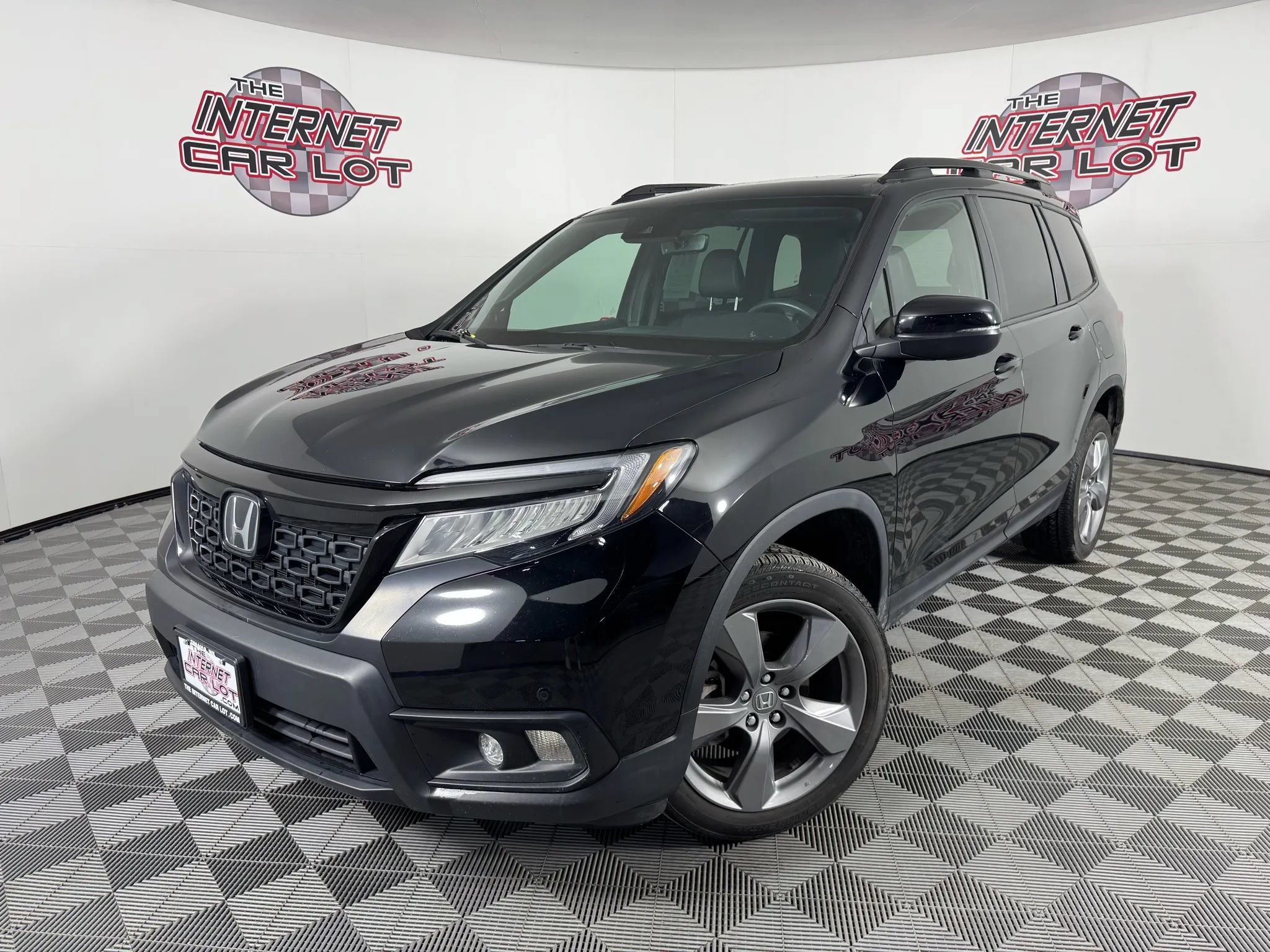 Used 2021 Honda Passport Touring image 1
