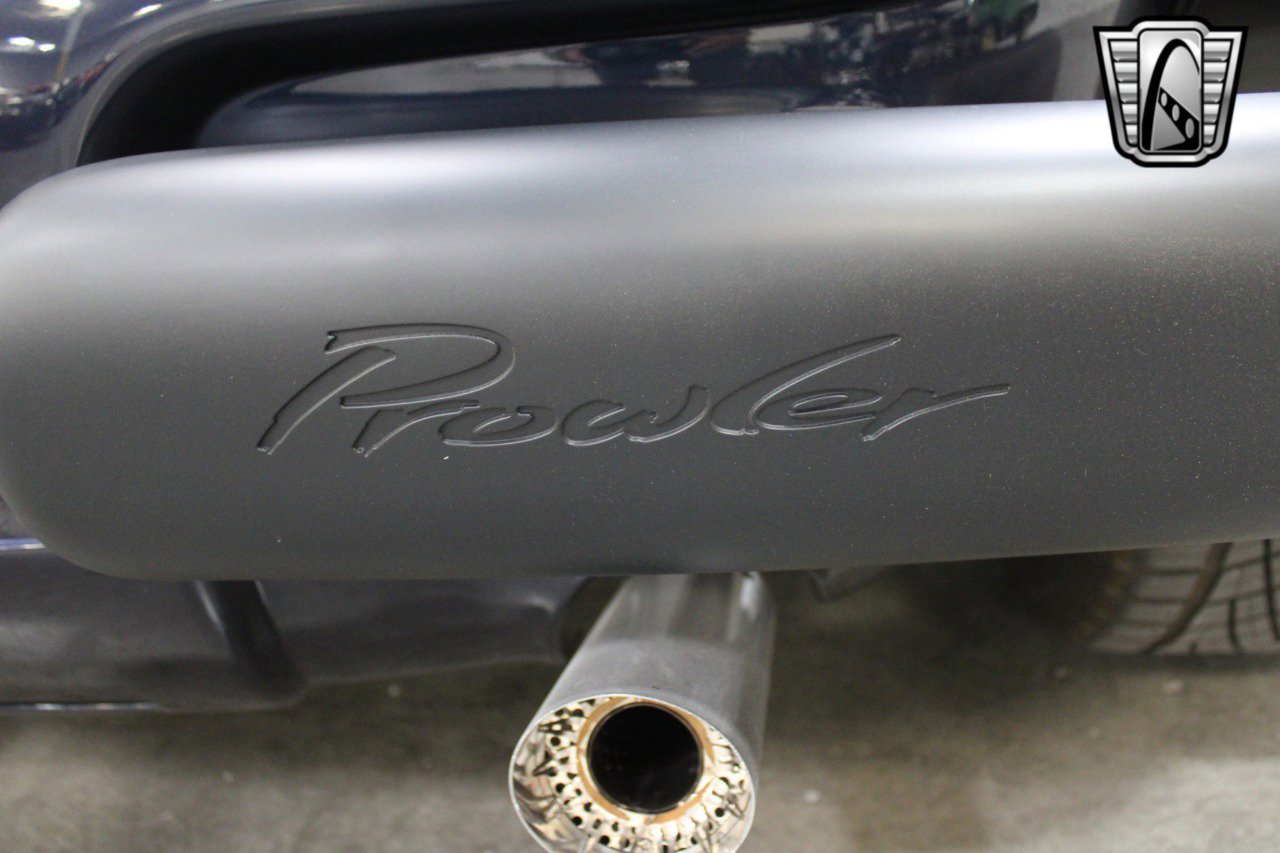 Used 2001 Chrysler Prowler image 16