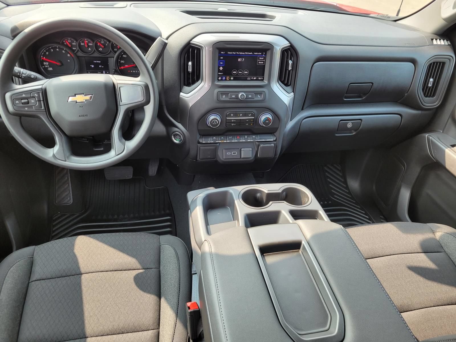 New 2026 Chevrolet Silverado 1500 Custom RWD image 9