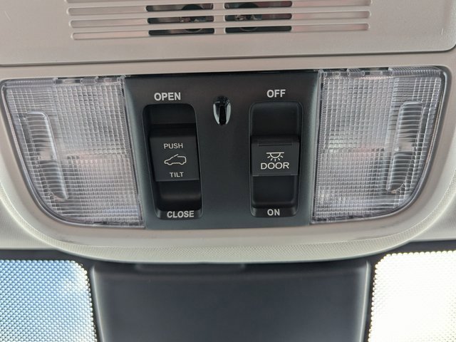 New 2026 Honda Odyssey Touring image 23