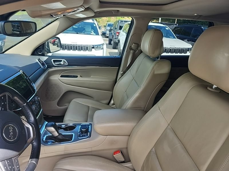 Used 2021 Jeep Grand Cherokee Limited AWD/4WD image 10