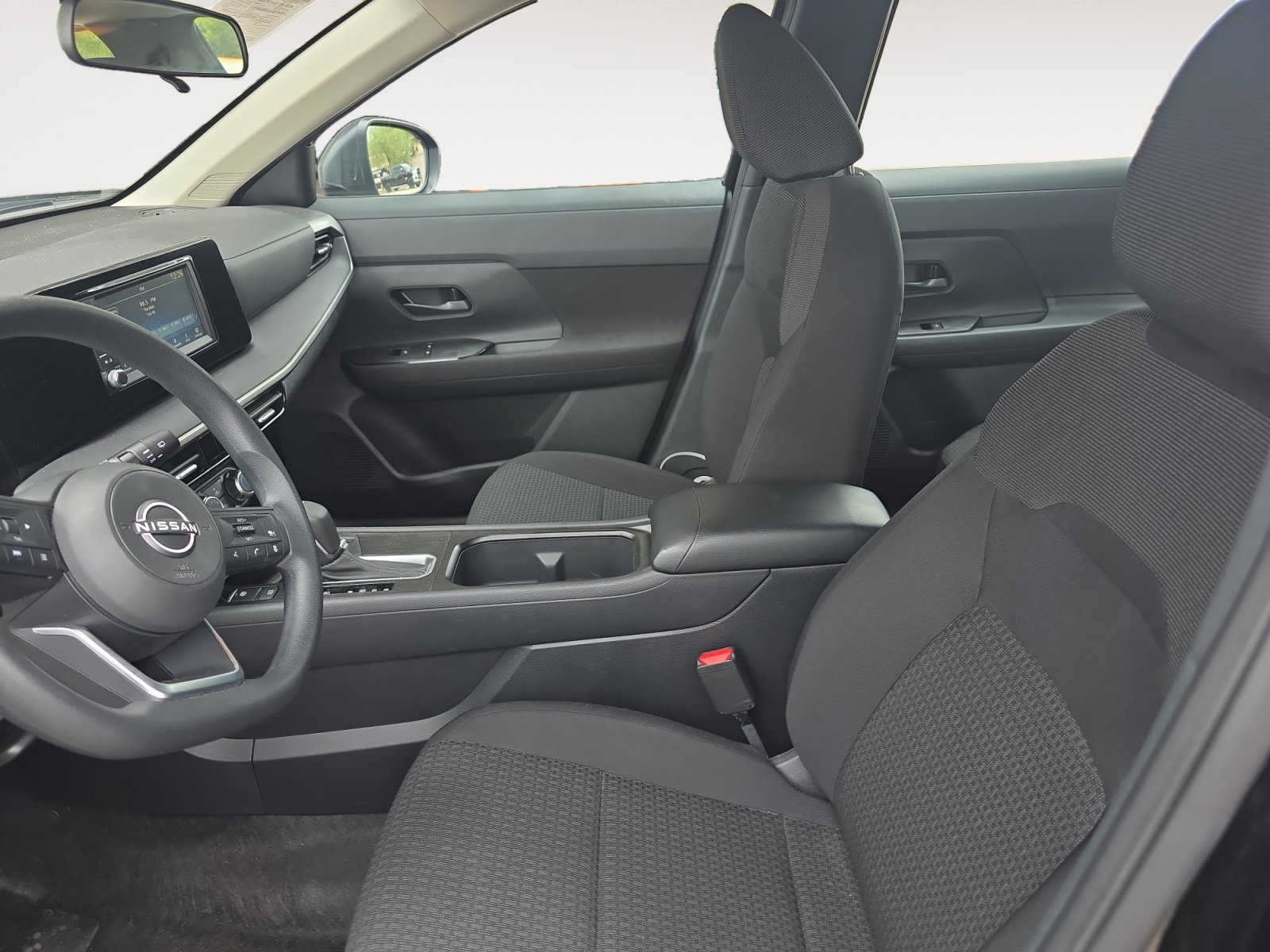 Used 2025 Nissan Kicks S image 21