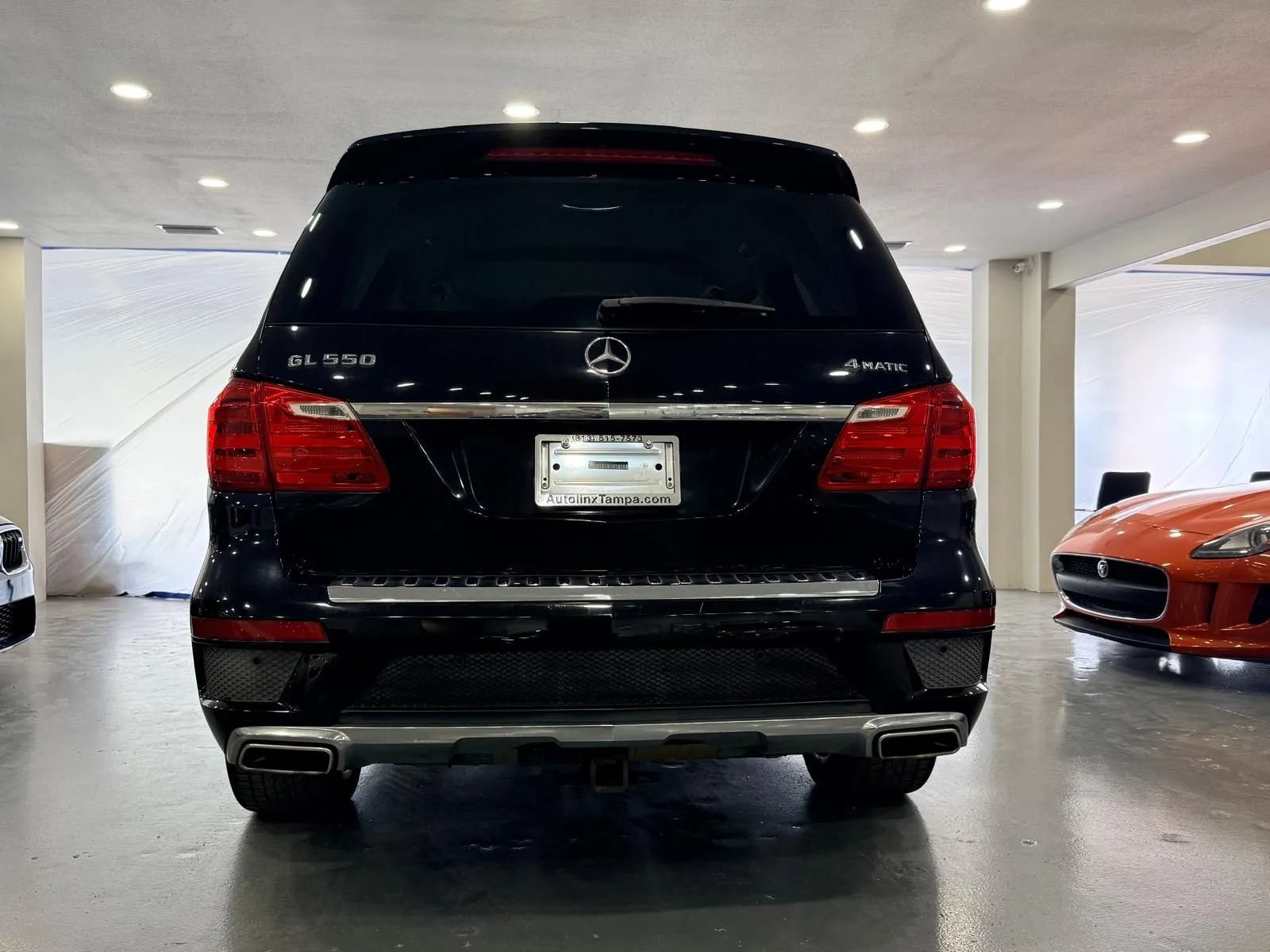 Used 2013 Mercedes-Benz GL 550 4MATIC image 7