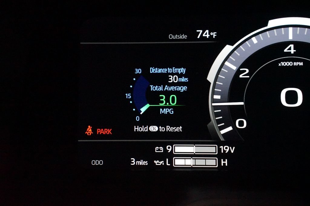 New 2026 Toyota Tundra Limited AWD/4WD image 17