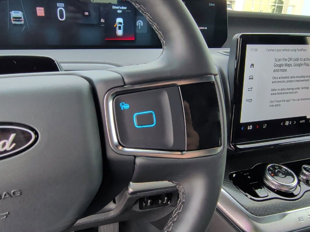 New 2026 Ford Expedition Max Platinum image 19