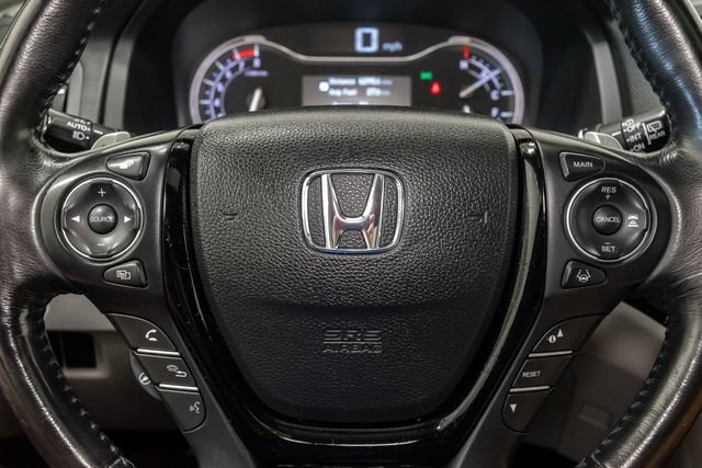 Used 2018 Honda Pilot Elite image 12
