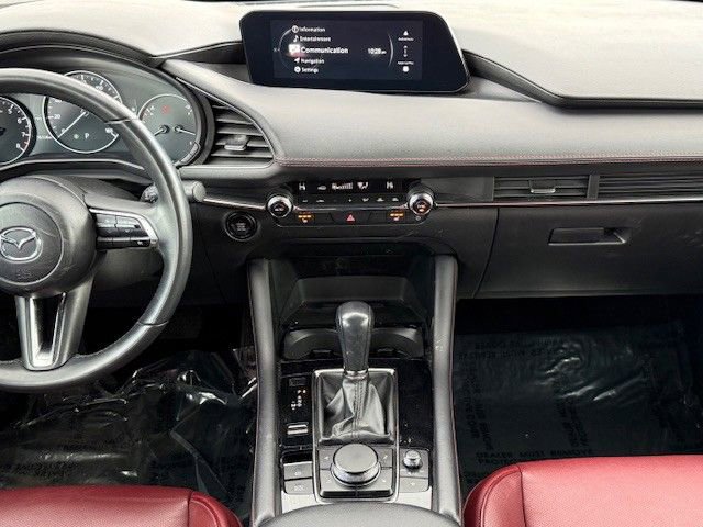 Used 2024 MAZDA MAZDA3 s image 18