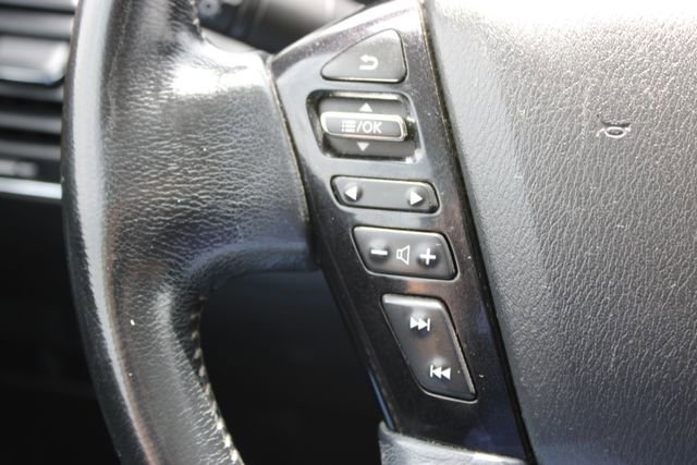 Used 2021 Nissan Armada SL w/ Captain's Chairs Package RWD image 23