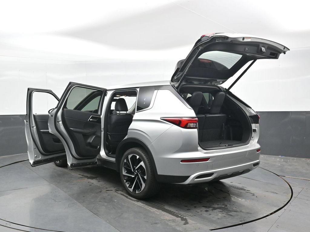 Used 2024 Mitsubishi Outlander SE AWD/4WD image 49