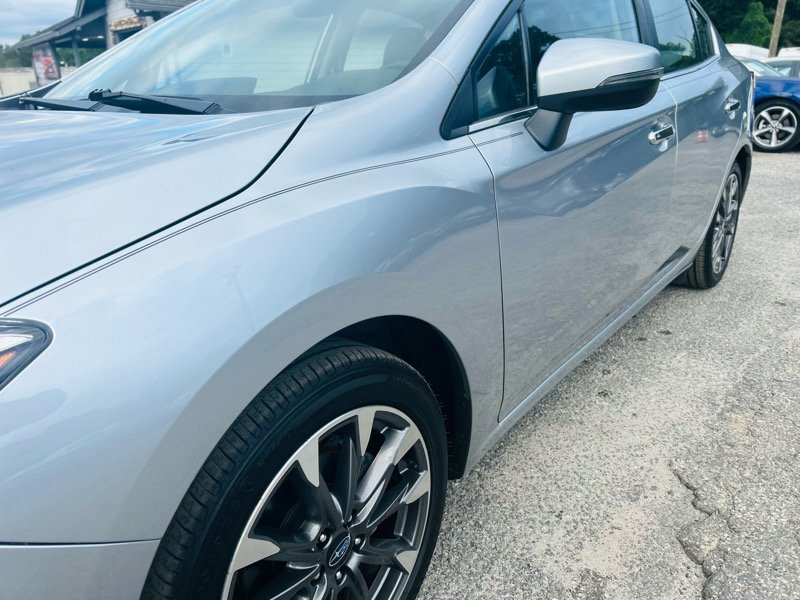 Used 2021 Subaru Impreza 2.0i Limited image 11