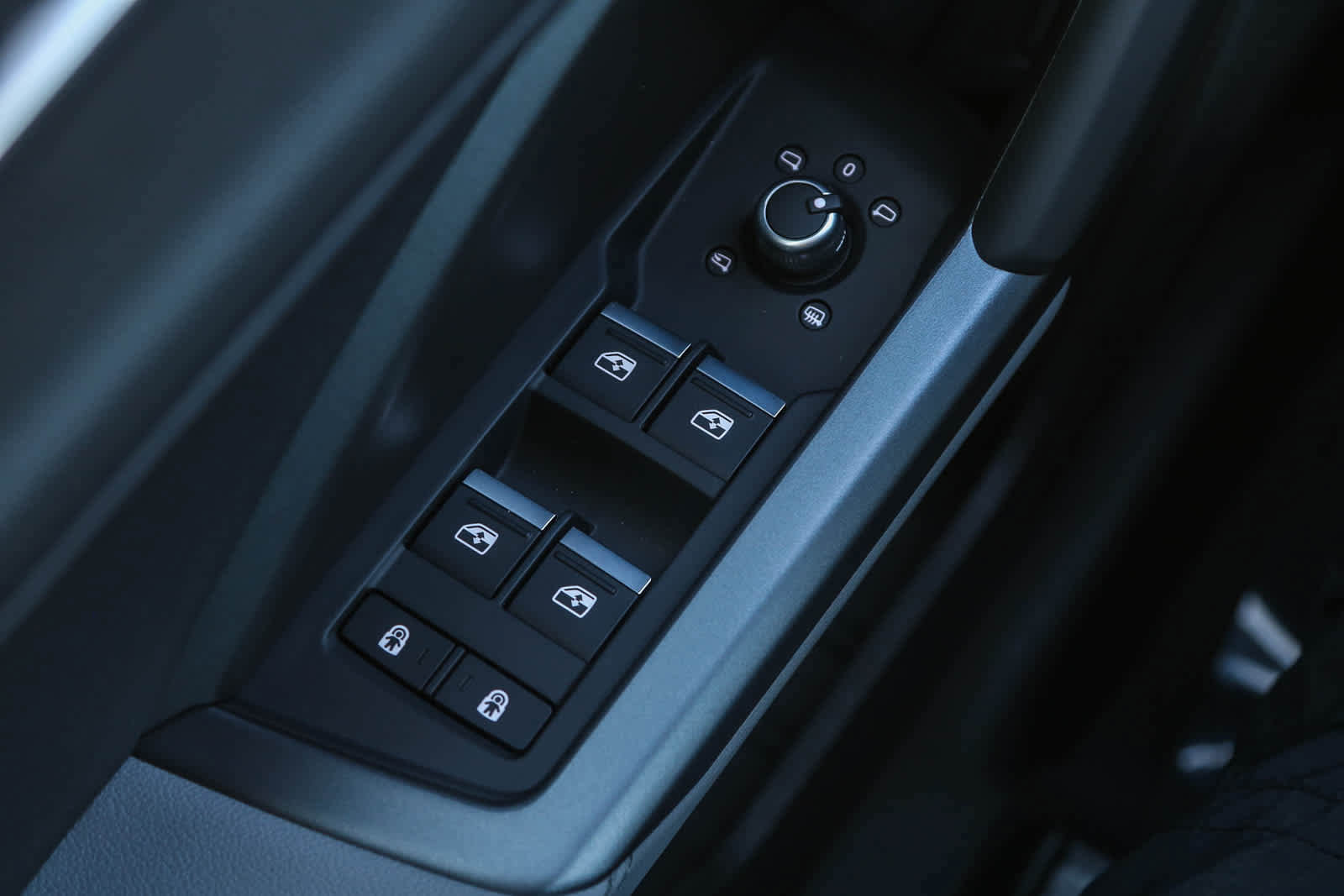 New 2025 Audi Q3 2.0T Premium image 34