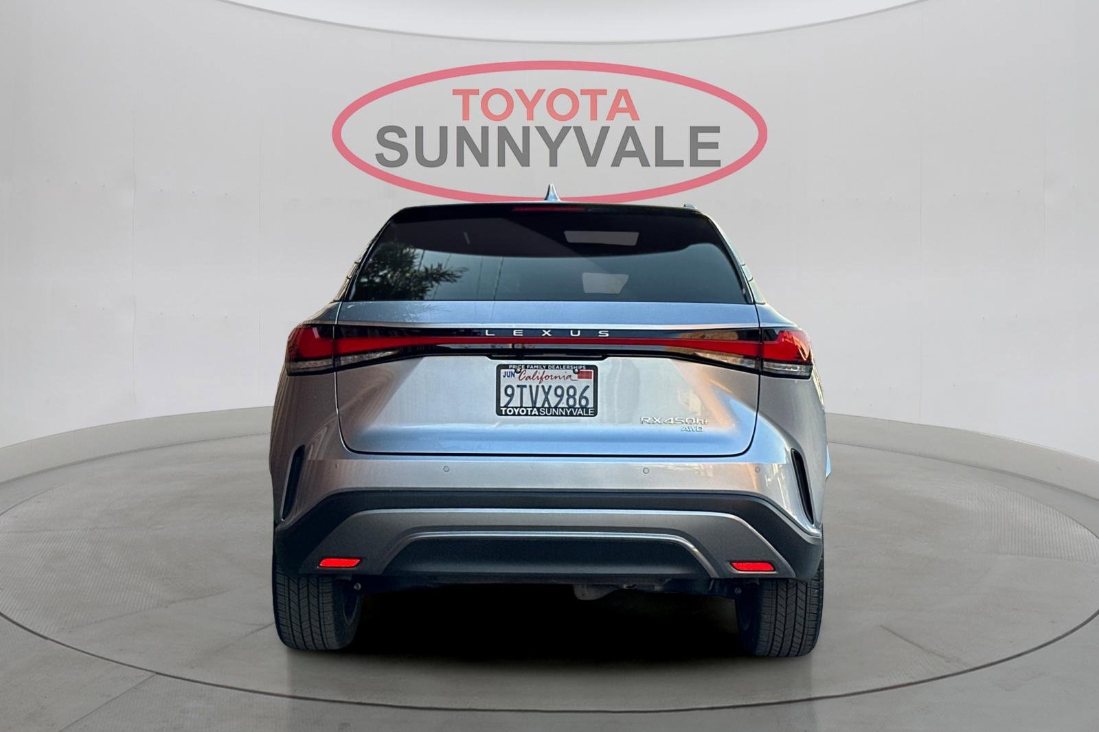 Used 2025 Lexus RX 450h AWD w/ Luxury Package image 8