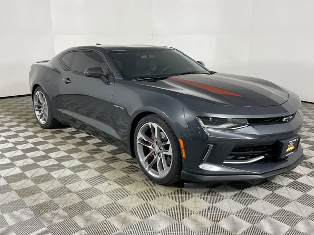 Used 2017 Chevrolet Camaro LT RWD image 25