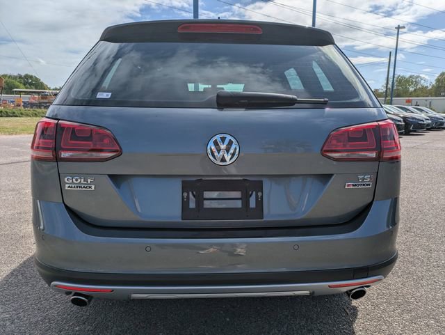 Used 2017 Volkswagen Golf Alltrack SE image 5