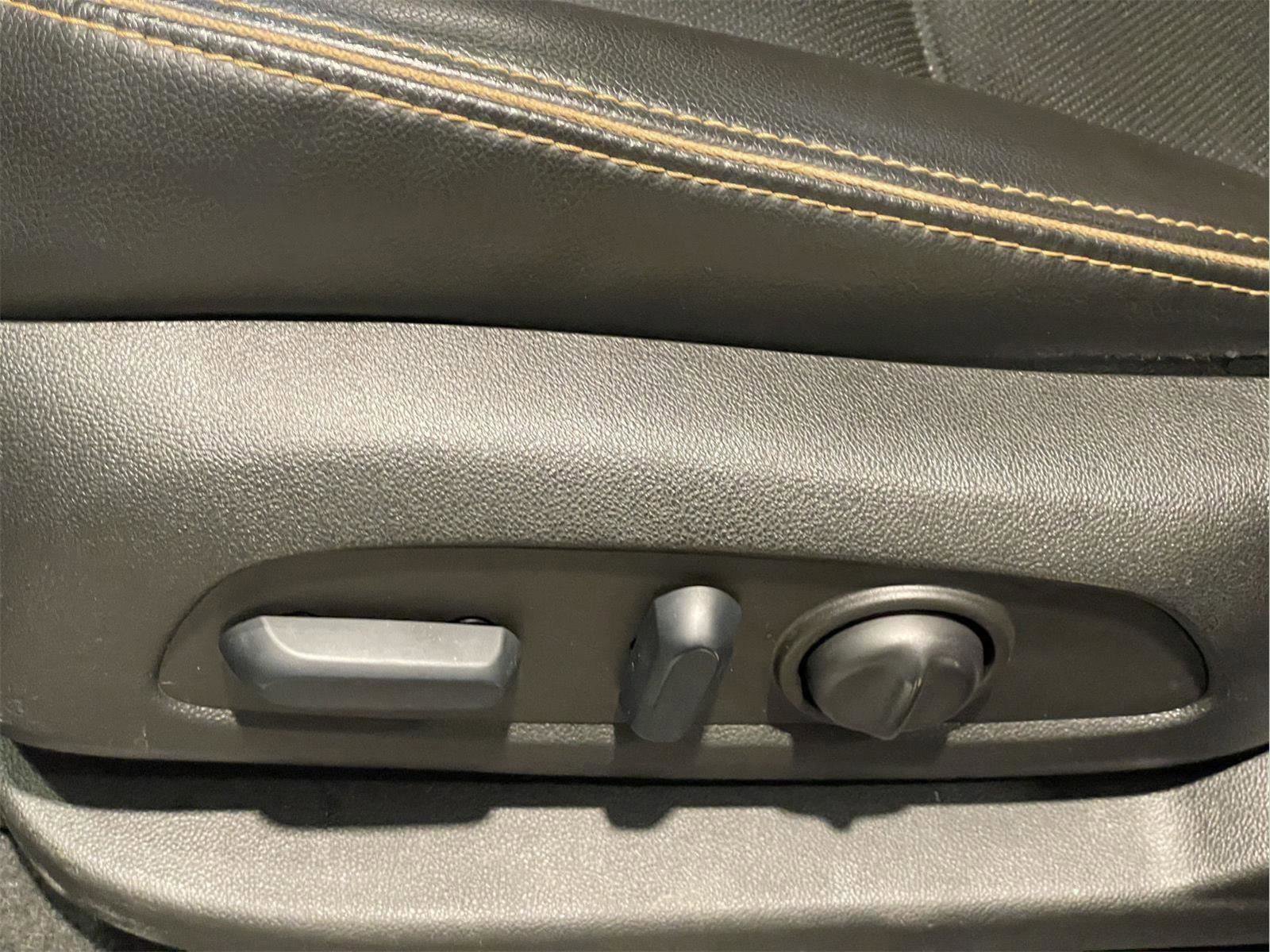 Used 2022 GMC Terrain AT4 w/ Infotainment Package II image 25