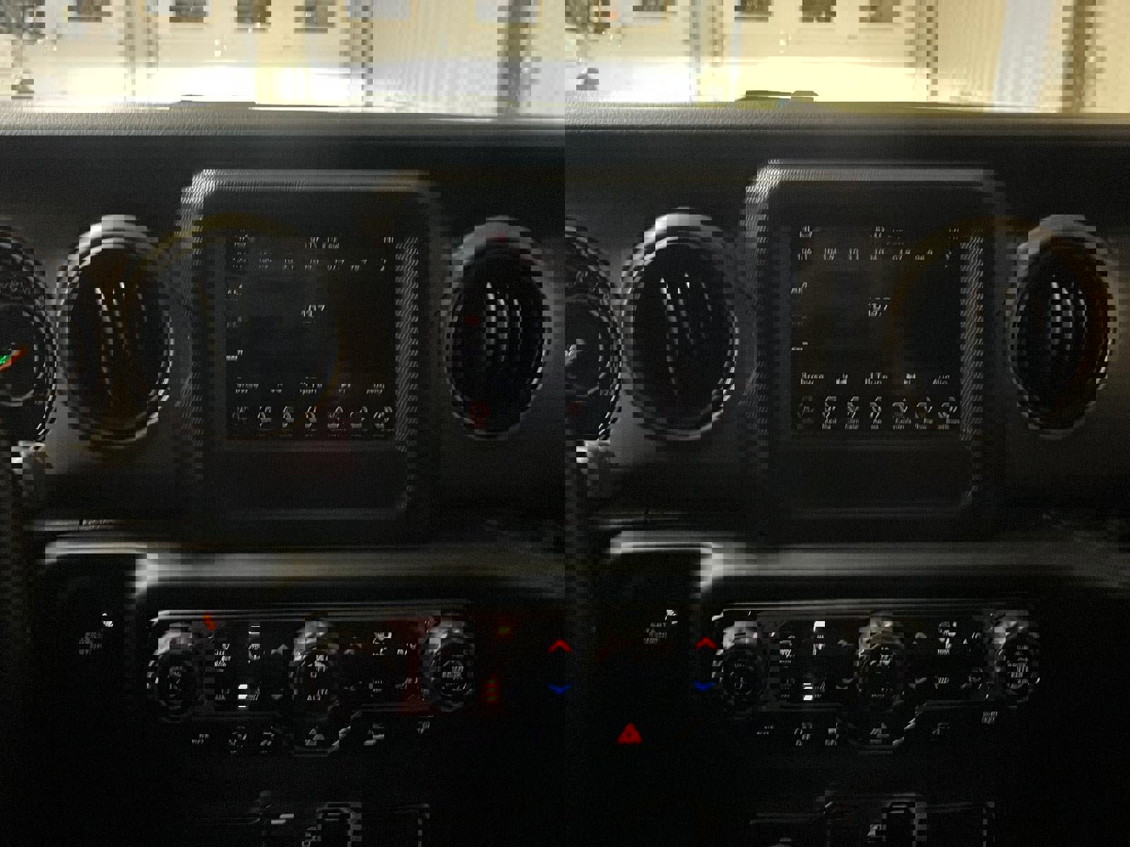 Used 2021 Jeep Wrangler Unlimited Sport image 14