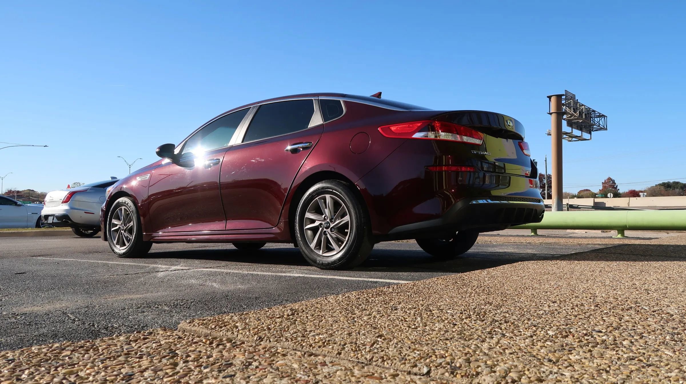 Used 2020 Kia Optima LX FWD image 12
