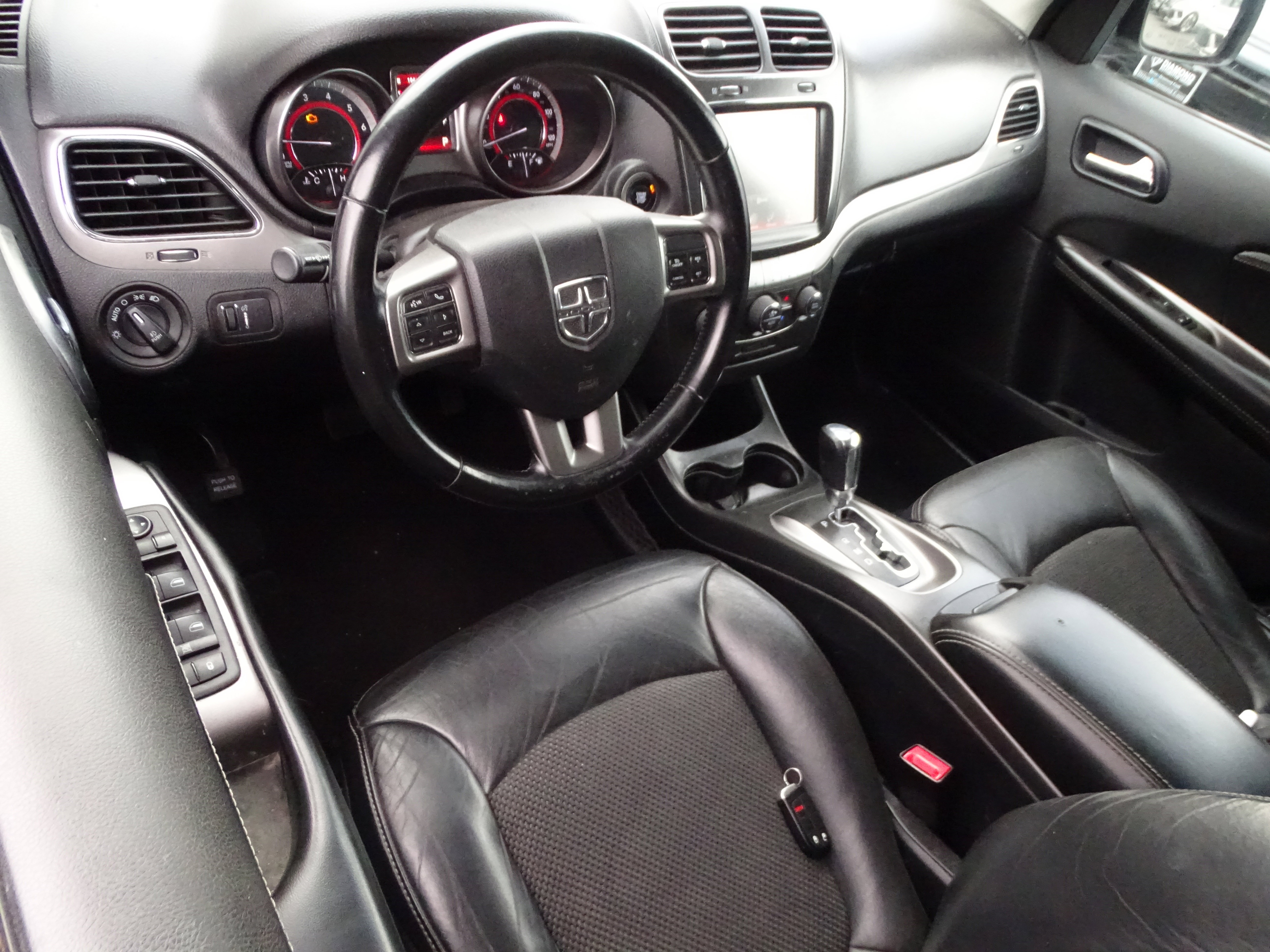 Used 2020 Dodge Journey Crossroad FWD image 7