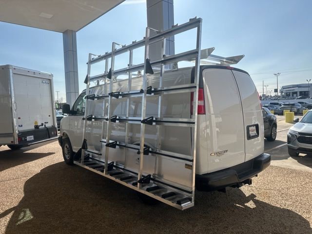 New 2025 Chevrolet Express 2500 image 5