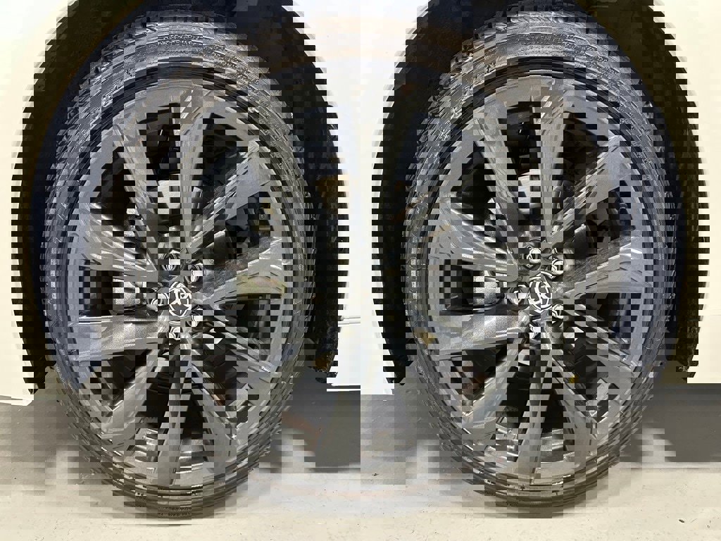 Used 2025 Toyota Corolla SE image 63