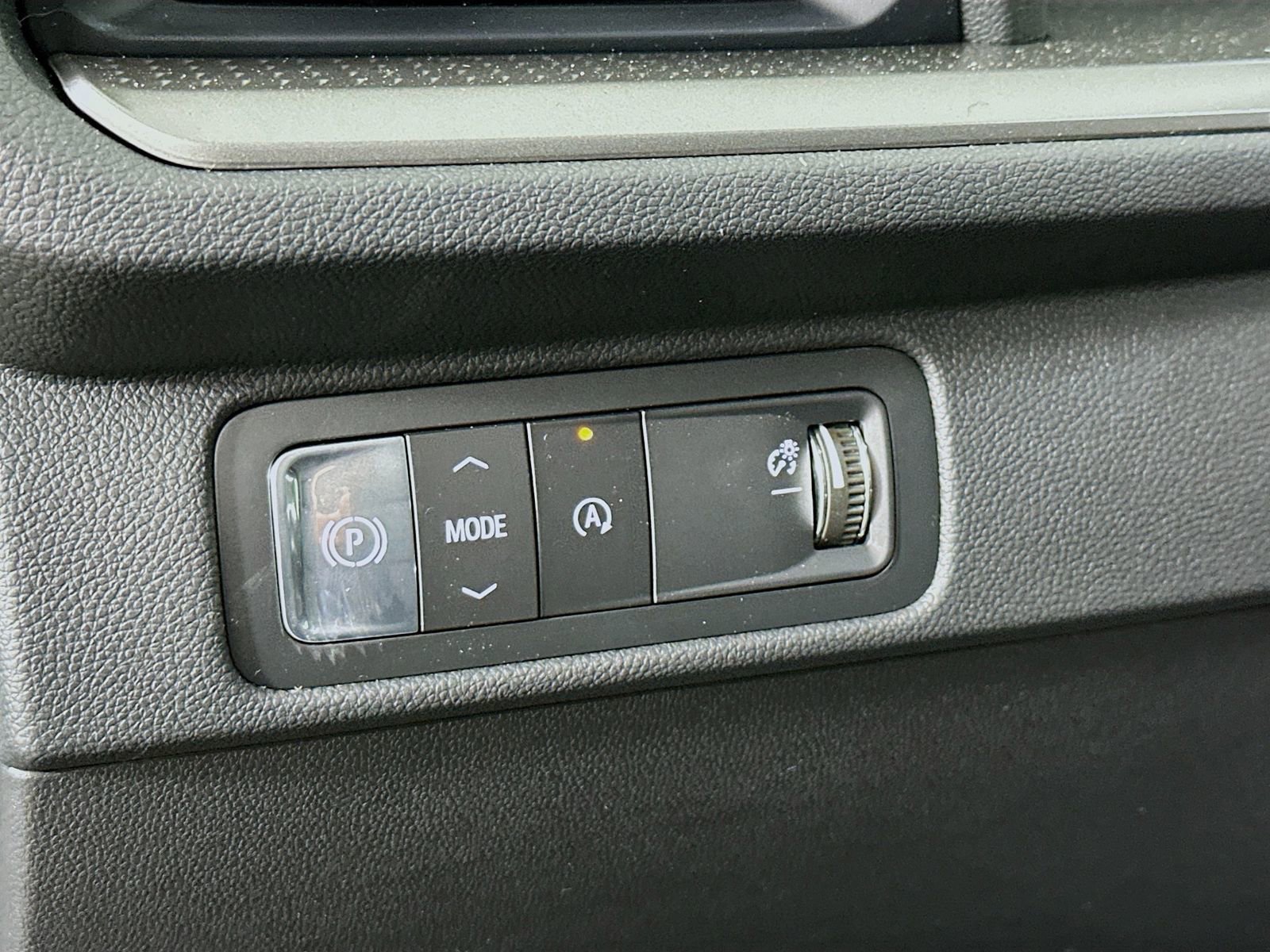 New 2026 Chevrolet Traverse LT image 10