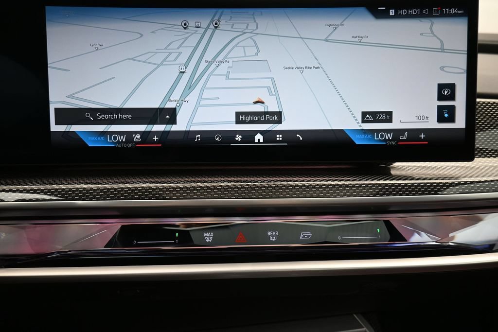 Used 2023 BMW i7 xDrive60 AWD/4WD image 15