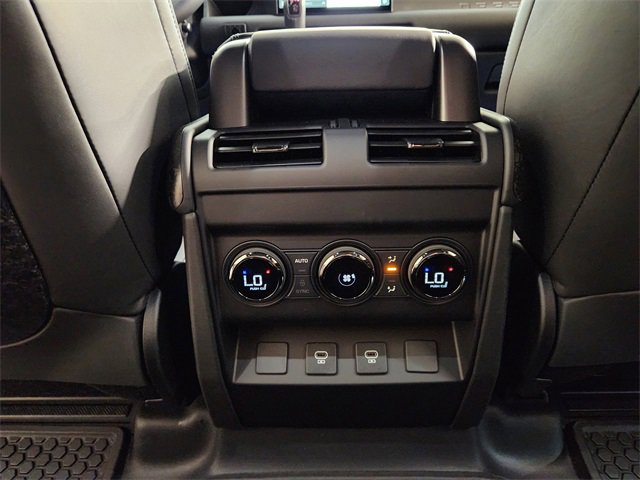 New 2025 Land Rover Defender 110 image 31