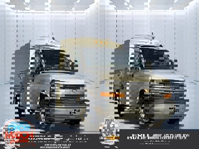 New 2025 Chevrolet Express 3500 w/ Power Convenience Package
