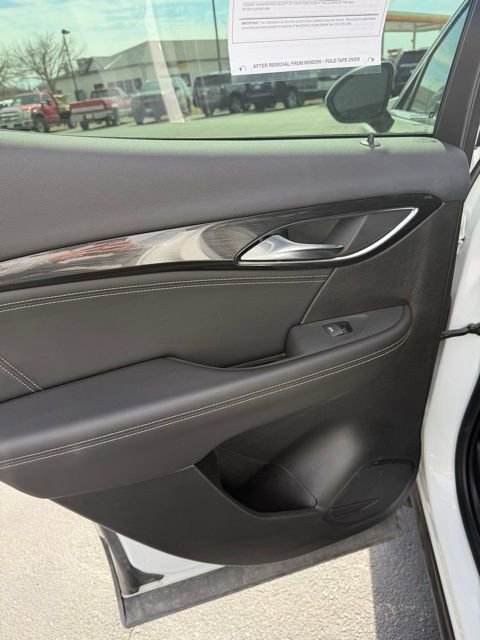 Used 2023 Buick Envision Essence image 14