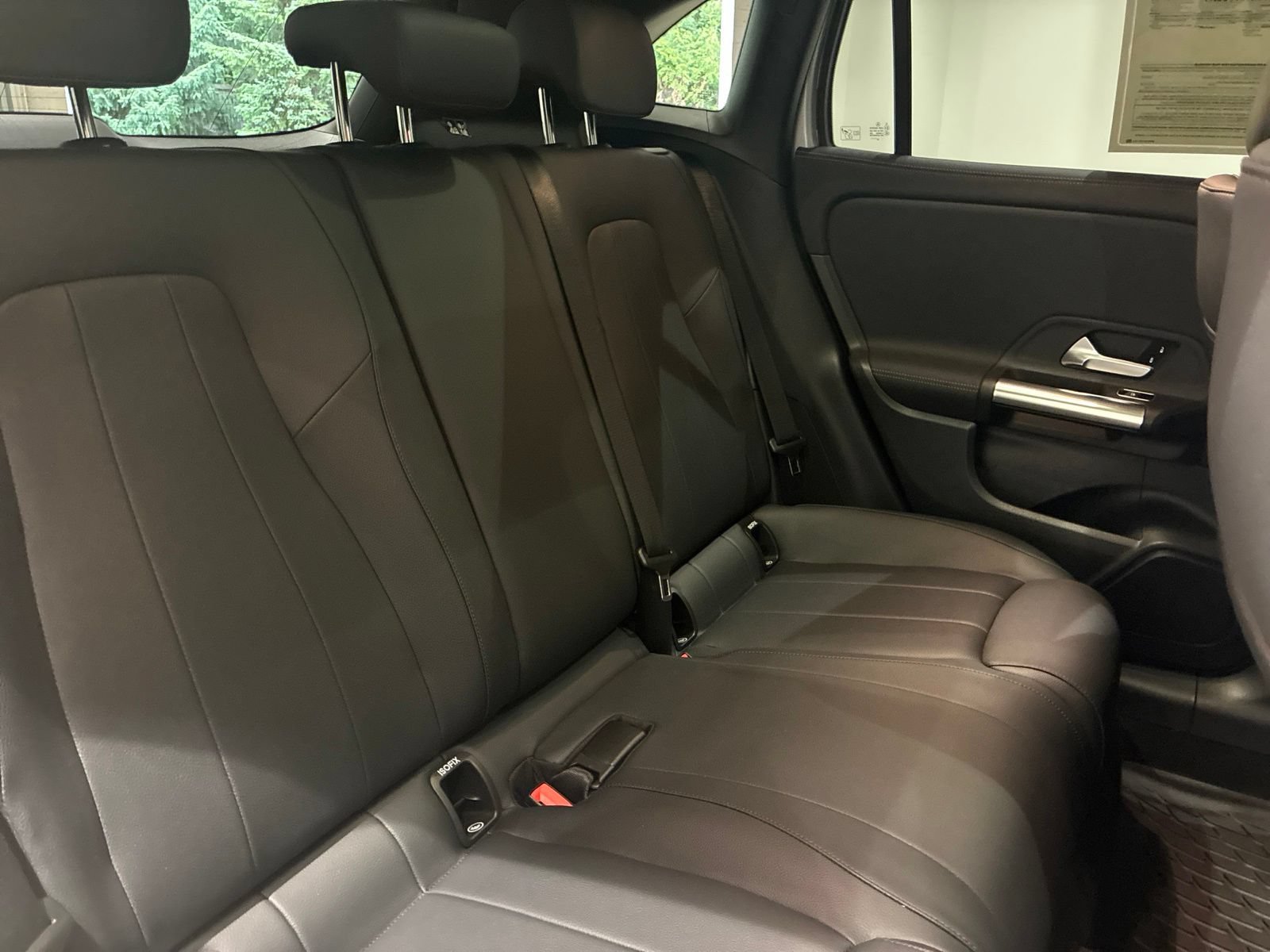 Certified 2023 Mercedes-Benz GLA 250 4MATIC image 31