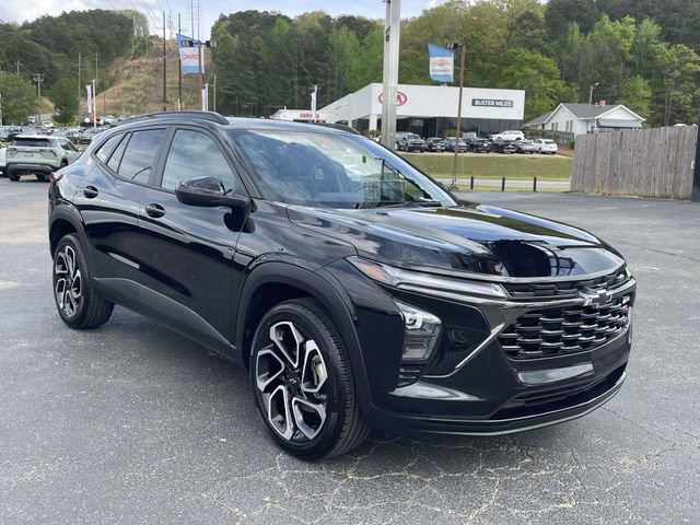 Certified 2025 Chevrolet Trax RS w/ Driver Confidence Package FWD image 6