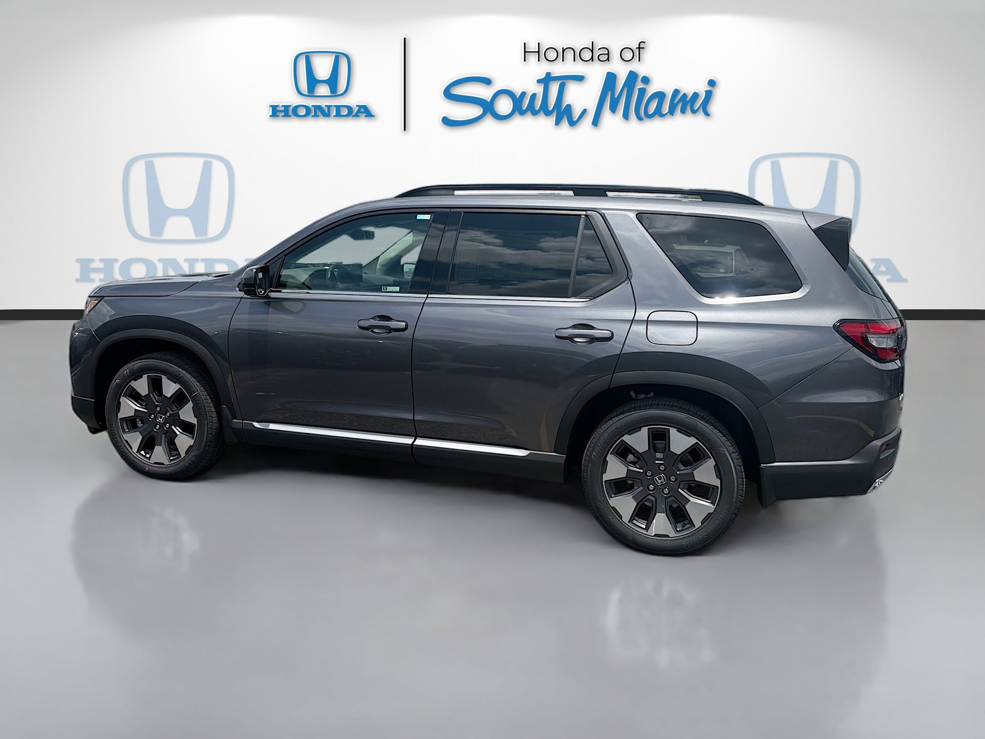 New 2026 Honda Pilot Elite image 4