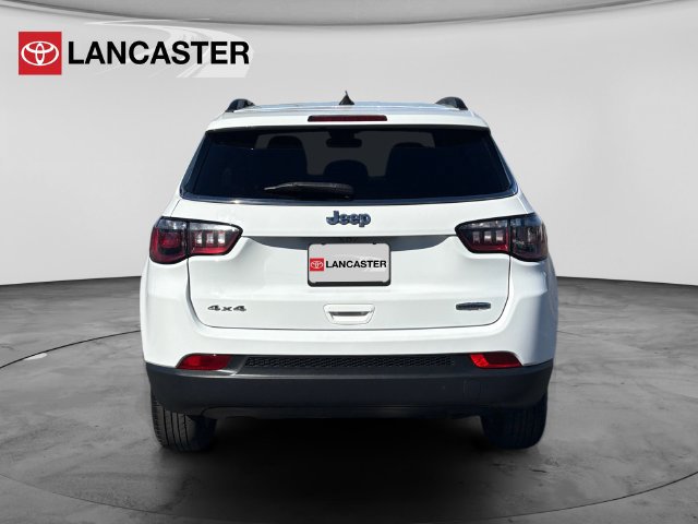 Used 2024 Jeep Compass Latitude AWD/4WD image 6