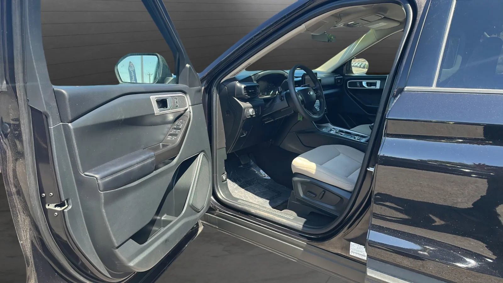 Used 2021 Ford Explorer 4WD image 34